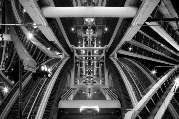 Photograph Koji Tajima Welter Helter Skelter on One Eyeland